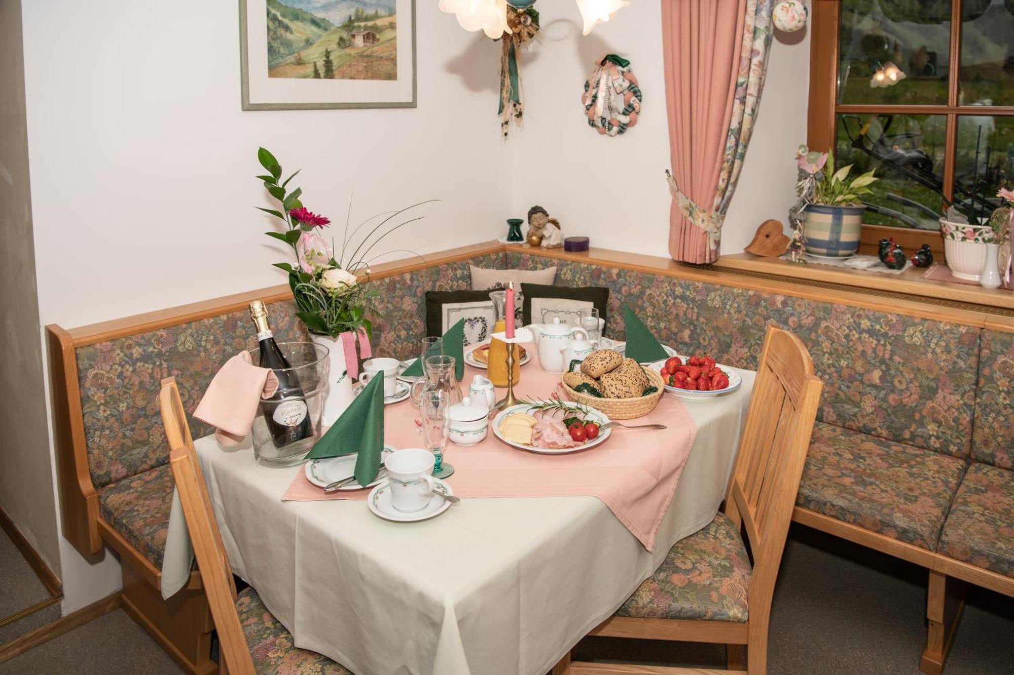 Appartement-Pension Fahrnberggut Rauris Quarto foto